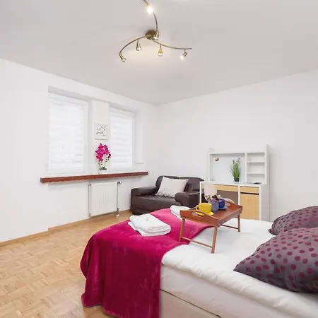 Daire Retro Family Maly Plaszow By Renters *